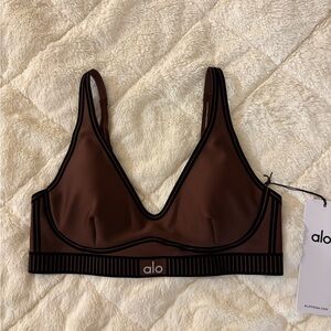 ALO Yoga airllift Suit up bra brownstone size s BNWT